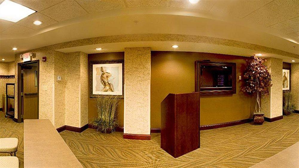 Hotel Hampton 3*